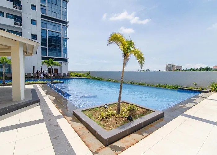 Omp 15c-t2, Seaview, Pool & Access, Near Airport, Fast Wi-fi, Netflix *