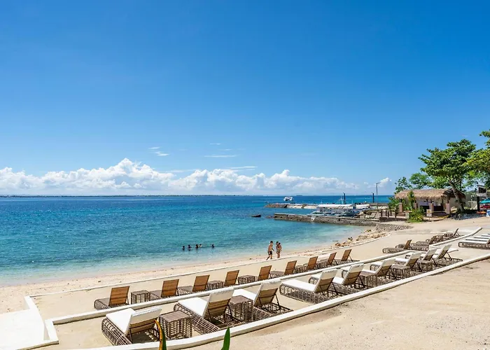 Omp 15c-t2, Seaview, Pool & Access, Near Airport, Fast Wi-fi, Netflix