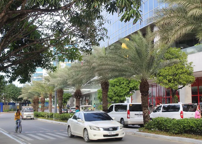 Omp 15c-t2, Seaview, Pool & Access, Near Airport, Fast Wi-fi, Netflix * Punta Engano (Mactan)